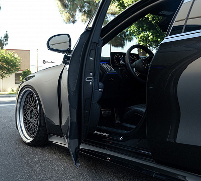 Фото дисков 1886 Wheels S009 на Mercedes-Benz S-Class (W223)