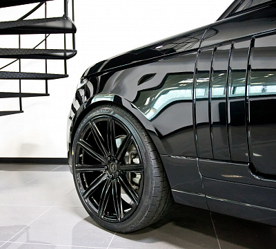 Фото дисков Vossen UV-2 на Land Rover Range Rover IV