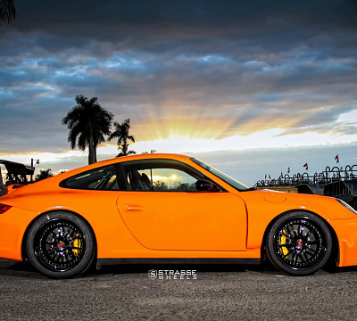 Фото дисков Strasse Wheels R10 Performance на Porsche 911 VI