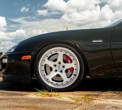 Фото дисков Strasse Wheels S5 Track на Toyota Supra A80