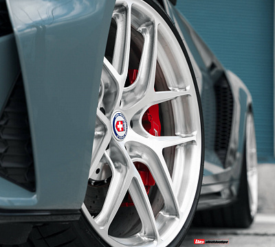 Фото дисков HRE R101 Lightweight на Audi R8 (4S)