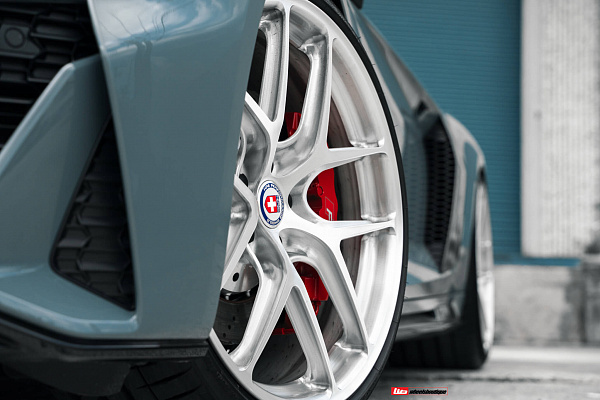 Фото дисков HRE R101 Lightweight Глянцевый лак на Audi R8 (4S)
