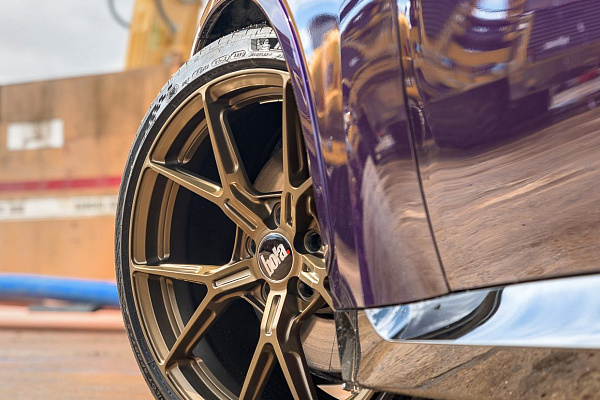 Фото дисков Bola FLY Сатиновая бронза на BMW 2/M2 (G42/G87)