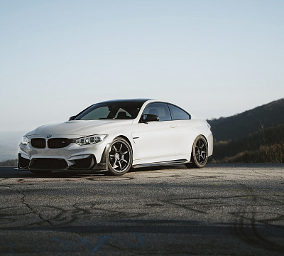 Фото дисков Rotiform BPU на BMW 4/M4 (F32/F82)