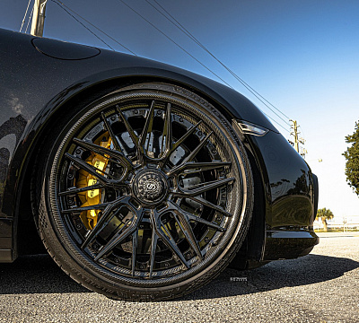 Фото дисков Strasse Wheels SV10M-RS Deep Concave FS на Porsche 911 VII