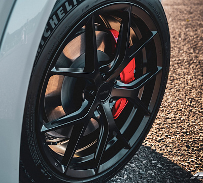 Фото дисков MRR FS06 на Ford Mustang Mach-E
