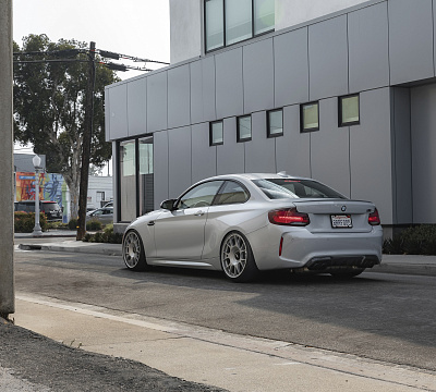 Фото дисков Rotiform TUF-R на BMW 2/M2 (F22/F87)