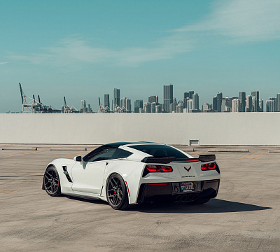 Фото дисков Vossen EVO-4R на Chevrolet Corvette C7