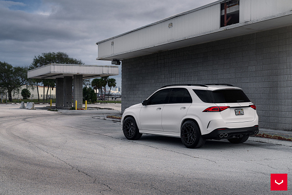 Фото дисков Vossen HFX-1 (5-Lug) Черный сатин на Mercedes-Benz GLE II