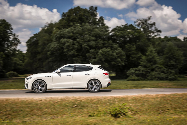Фото дисков Maserati NEREO  на Maserati Levante