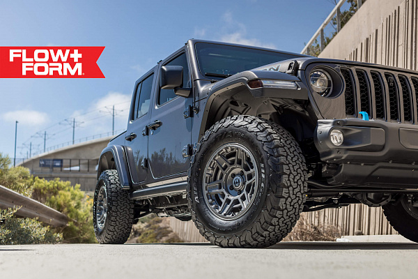 Фото дисков HRE FT1 Глянцевый графит на Jeep Wrangler IV (JL)