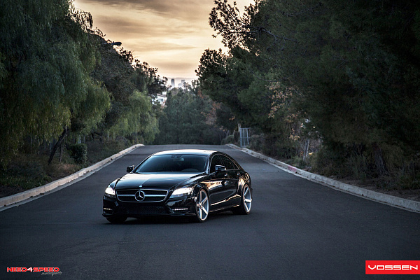 Фото дисков Vossen CV3 Серебро на Mercedes-Benz CLS (C218)