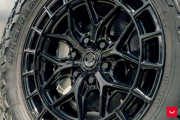 Фото дисков Vossen HFX-1 (6-Lug) Черный глянец на Tesla Cybertruck