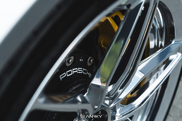 Фото дисков Anrky AN26 Полированный лак на Porsche 911 VII