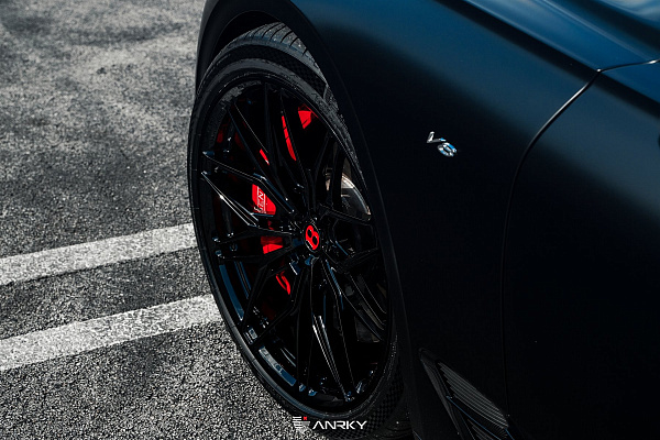 Фото дисков Anrky S1-X1 Черный глянец на Bentley Continental GT III