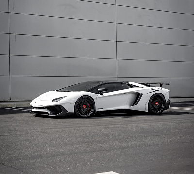 Фото дисков HRE 501 на Lamborghini Aventador