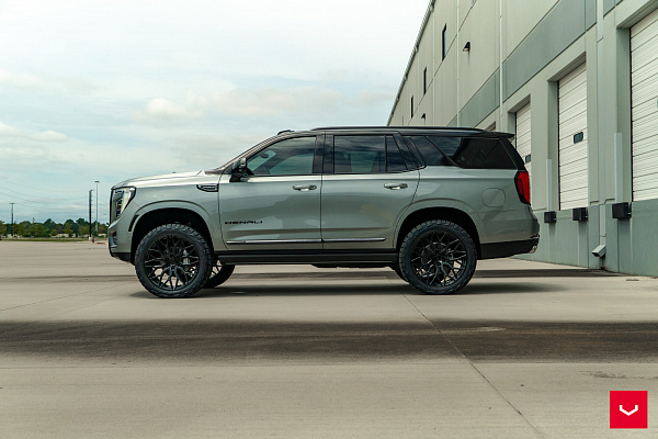 Фото дисков Vossen HF6-3 Черный сатин на GMC Yukon V