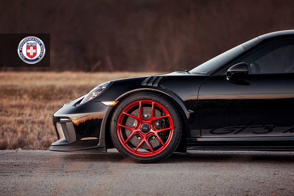Фото дисков HRE R101 Lightweight Красный глянец на Porsche 911 VII