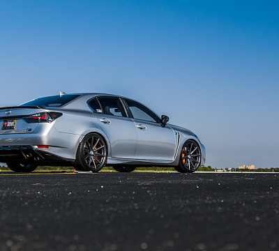 Фото дисков Vossen VFS-10 на Lexus GS IV
