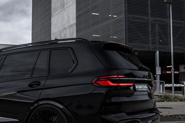 Фото дисков ST Wheels ST3 Черный глянец на BMW X7 (G07)