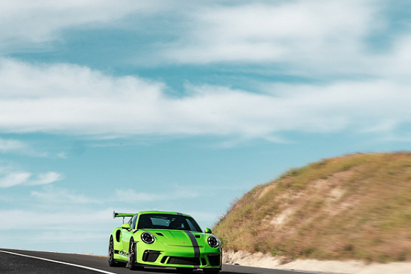 Фото дисков Brixton Forged PF7-RS Сатиновый темный лак на Porsche 911 VII