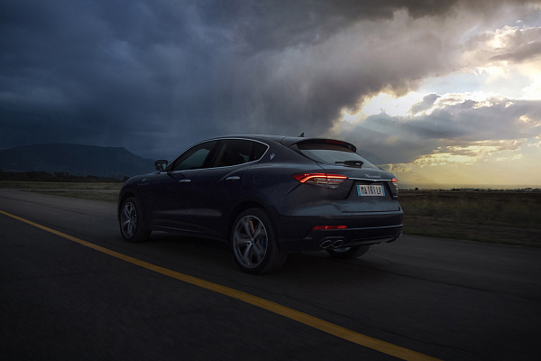 Фото дисков Maserati HELIOS  на Maserati Levante
