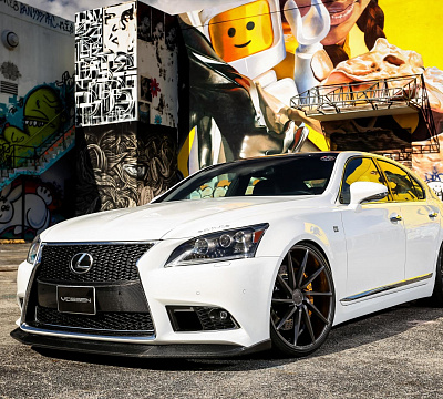 Фото дисков Vossen CVT на Lexus LS IV