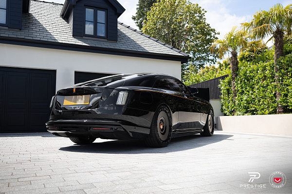 Фото дисков NOVITEC SP3 Черный глянец на Rolls-Royce Spectre