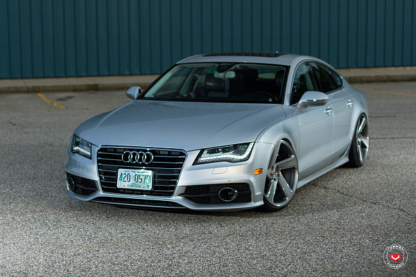 Фото дисков Vossen CG-210T Глянцевый лак на Audi A/RS 7 (4G)