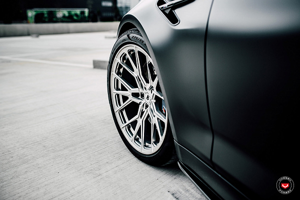 Фото дисков Vossen M-X3 Глянцевый лак на BMW 5/M5 (G30/F90)
