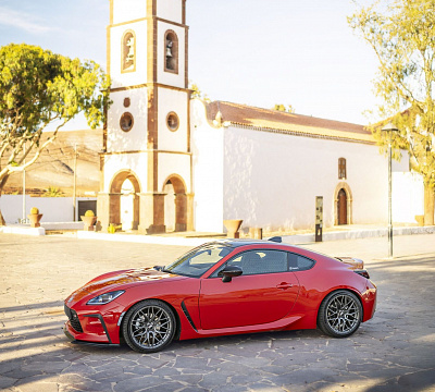 Фото дисков Bola B17 на Toyota GR86