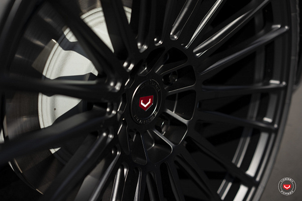 Фото дисков Vossen S17-04 Черный сатин на Porsche Taycan I