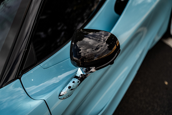 Фото дисков Brixton Forged NC01-R Белый глянец на McLaren 720S
