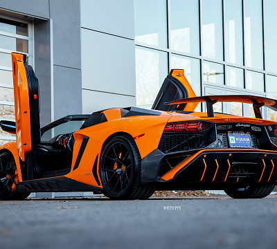 Фото дисков Strasse Wheels SM5R Deep Concave Monoblock на Lamborghini Aventador