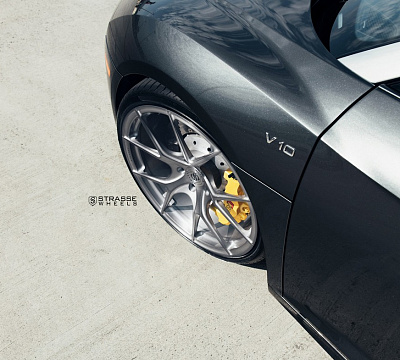 Фото дисков Strasse Wheels SM5R Deep Concave Monoblock на Audi R8 (4S)