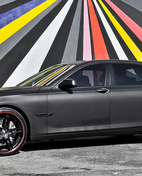 Фото дисков C881 Черный глянец на BMW 7 (F01/F02/F04)