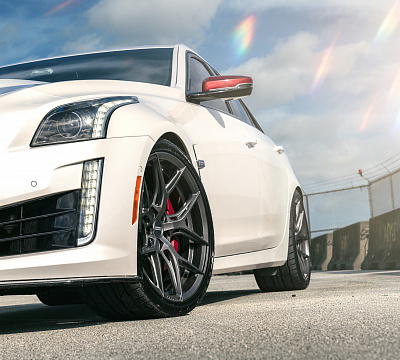 Фото дисков Vossen HF-5 на Cadillac CTS III