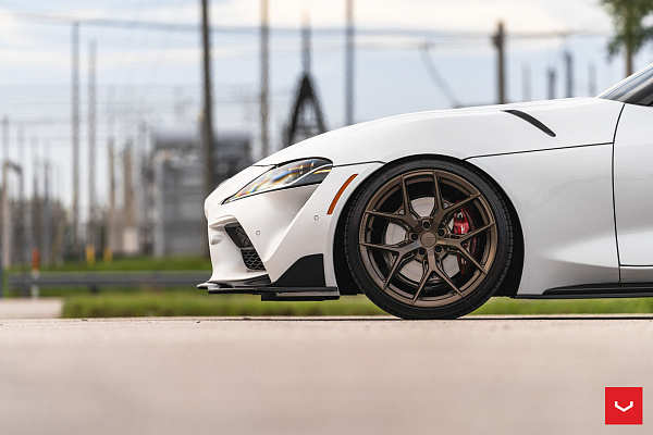 Фото дисков Vossen HF-5 Сатиновая бронза на Toyota Supra A90
