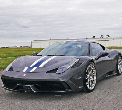 Фото дисков Strasse Wheels SM7R Deep Concave Duoblock на Ferrari 458