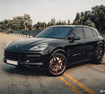 Фото дисков Brixton Forged PF12 R / RS на Porsche Cayenne III