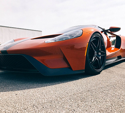Фото дисков HRE S107 на Ford GT II