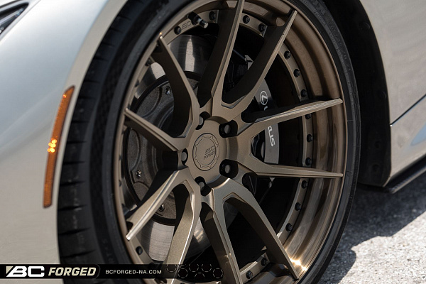 Фото дисков BC Forged HCA162 Сатиновая бронза на Lexus LC 500
