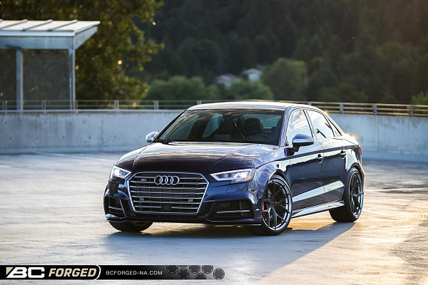Фото дисков BC Forged HCS21 Глянцевый темный лак на Audi A/S/RS 3 (8V)