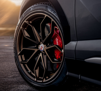Фото дисков HRE P201 на Lamborghini Urus