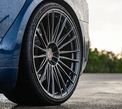 Фото дисков Vossen S17-04 на Tesla Model S