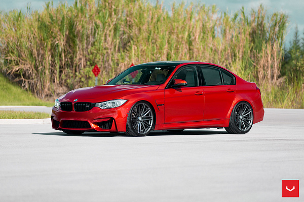 Фото дисков Vossen VFS-4 Глянцевый графит на BMW 3/M3 (F3x/F80)