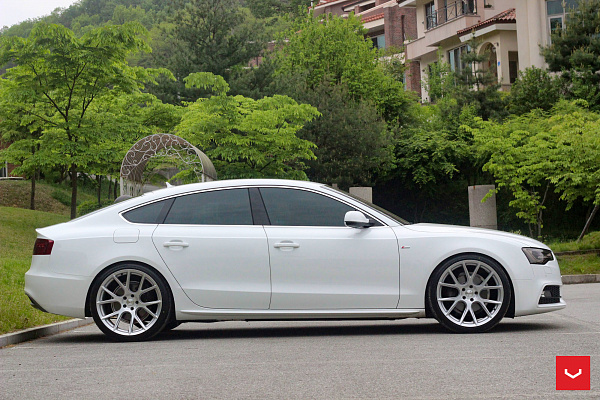Фото дисков Vossen VFS-6 Серебро на Audi A/S/RS 5 (8T)