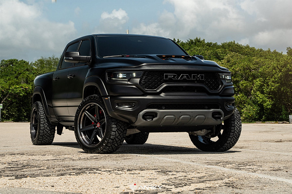 Фото дисков Anrky AN36-S Черный сатин на Ram 1500 V