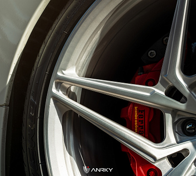 Фото дисков Anrky S1-X3 на Ferrari 488