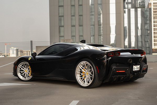 Фото дисков Vossen S21-02 (3-Piece) Глянцевый лак на Ferrari SF90